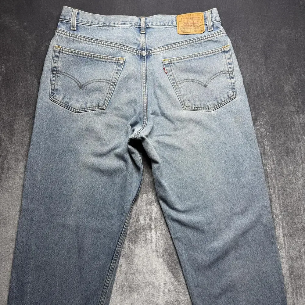 Levis 550 Jeans Mens 38x34 Blue Light Wash Relaxed Tapered 100% Cotton Denim